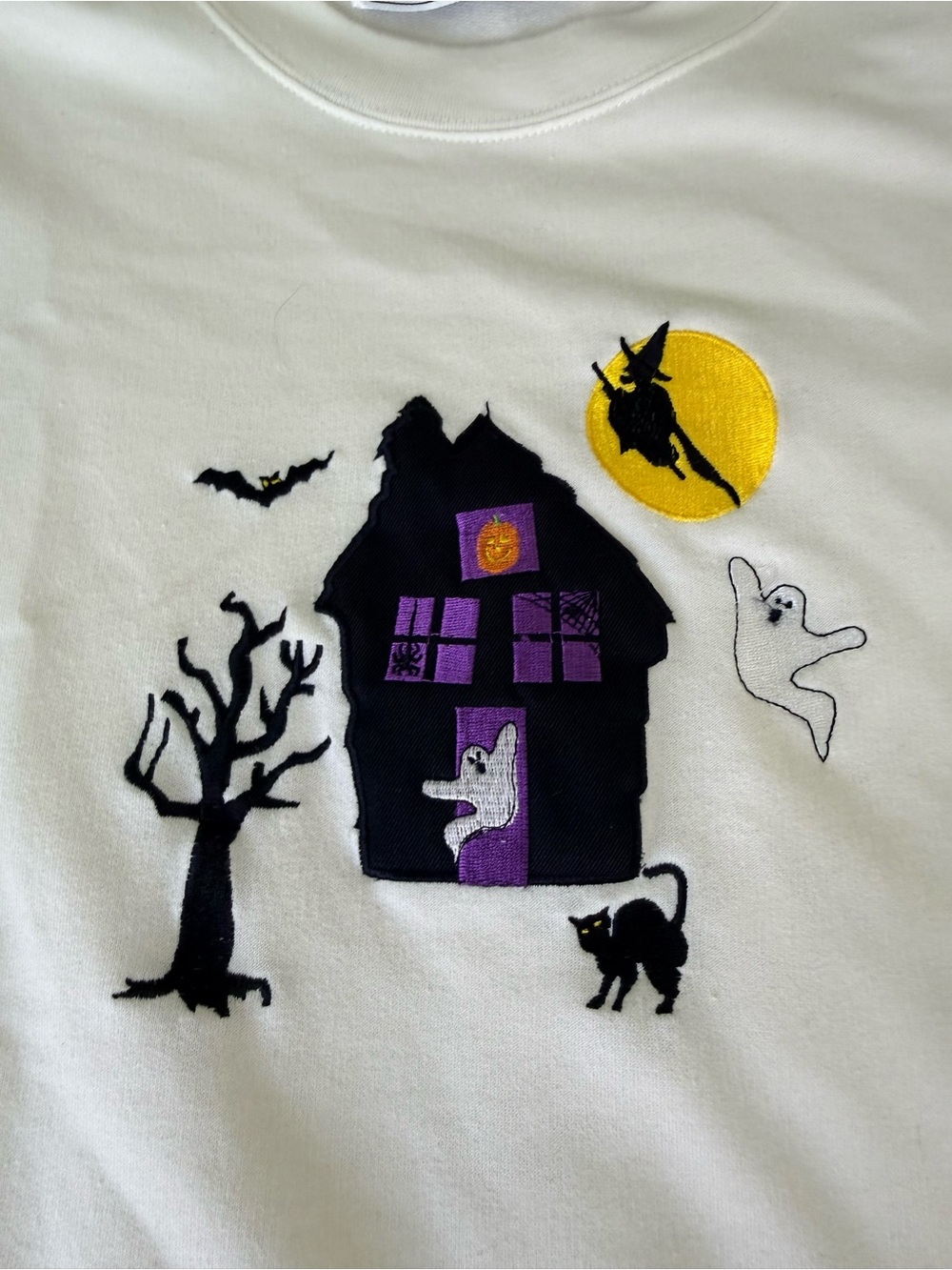 Vintage 90’s Needle & Threads Halloween Witch Haunted House sweatshirt white Med - Picture 4 of 12